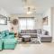 Family Home with Community Perks in Peoria