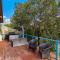 The Lohr Shack - 150m from the beach