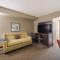 Hampton Inn McHenry - McHenry