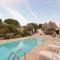 Trullo holiday home with pool near Cisternino