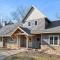 The Lodge, North Woods style, boutique Galena Getaway!