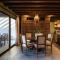 Private Jacuzzi & Pool, Elegant La Escondida 5BR