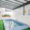 Plus Kuantan Homestay, 10-14pax with jacuzzi pool