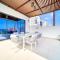 Unbeatable Price, Perfect for Groups with Sea Views by Deluxe Holiday Homes - Fudžajra