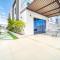 Unbeatable Price, Perfect for Groups with Sea Views by Deluxe Holiday Homes - Fudžajra