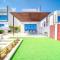 Unbeatable Price, Perfect for Groups with Sea Views by Deluxe Holiday Homes - Fudžajra