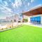 Unbeatable Price, Perfect for Groups with Sea Views by Deluxe Holiday Homes - Fudžajra