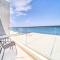 Unbeatable Price, Perfect for Groups with Sea Views by Deluxe Holiday Homes - Fudžajra