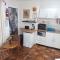 Queensburgh B&B or Self Catering