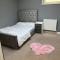 Promotion Half Price 2 Bedroom Flat in West Ealing - Londres