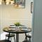 Large Renovated Cottage on East Lake Park