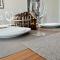 Large Renovated Cottage on East Lake Park