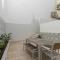 Modern 3BR, terrace, AC/heating & self check-in - Lisbona