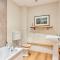 Miserden Park Flat