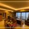 Raj Hotel