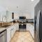 Ocean Breeze East 404 By Pkrm