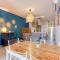Gzira, Central APT - Spacious with Super WIFI & AC by 360 Estates