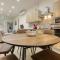 Authentic & Spacious 3BR home with Private Terrace by 360 Estates - ربات