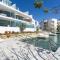ViVi Homes - Dior Pool, Terrace & Sea View
