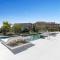 ViVi Homes - Dior Pool, Terrace & Sea View