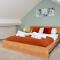 Cosy yet spacious, 3BR, Parking, Village Location