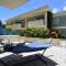 Lovely Midblock building 1 bedroom 1 bathroom apartment