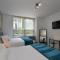 Lovely Midblock building 1 bedroom 1 bathroom apartment