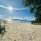 Digwa Beach Chalet