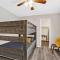 3BR, 1 Story Home w Hot tub, Grill, Sleeps 6 - Лас-Вегас