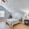 Pet-Friendly Knoxville Retreat with Deck and Gas Grill