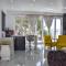 Posh Spot Gold Unit beautiful Beach View Apartment Sleeps 2 - Gqeberha