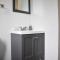 Cozy & Family Friendly Pittsburgh Home Sleeps 6
