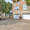 The Spyglass a 5 bed 3 bath house that sleeps 14 and just 67 steps from the beach - Destin