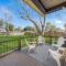 3 bedroom 1 bath WiFi Large back yard with BBQ pit