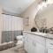 Enjoy Private Beach Near Home High Speed Internet Close to Kemah & NASA 5 STAR SUPER HOST - Seabrook
