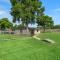 Secluded Home El Jardin Beach high speed internet Arcade Close to Kemah & NASA 5 STAR SUPER HOST