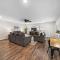 Pool 5 Star Large Deer Park home Super Host