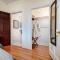The Golden Parlor- Historic Victorian, Hot Tub