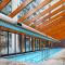Melbourne CBD Apt With A C Balcony & Pool