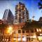 Melbourne CBD Apt With A C Balcony & Pool