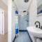 Windsurfer Beach Chalet 5