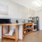 Windsurfer Beach Chalet 5
