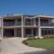 Ocean View Executive Apartment 4