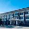 Niwtara Place Lom Sak Hotel - 碧差汶