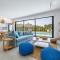 By The Beach - Blue Topaz Villa