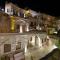 Design Cave Hotel