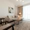 Seaside 2BR wz Panoramic Sea Views & Pool Paradise - 19AB02 - Dubaj