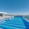 Stylish Apt. w/ Rooftop, Infinity Pool & Sea View Stylish Apt. w/ Rooftop, Infinity Pool & Sea View