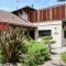 Stunning high standard Villa, heated Pool +aircon