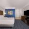La Quinta Inn and Suites by Wyndham at WaTiki Waterpark - 拉皮德城